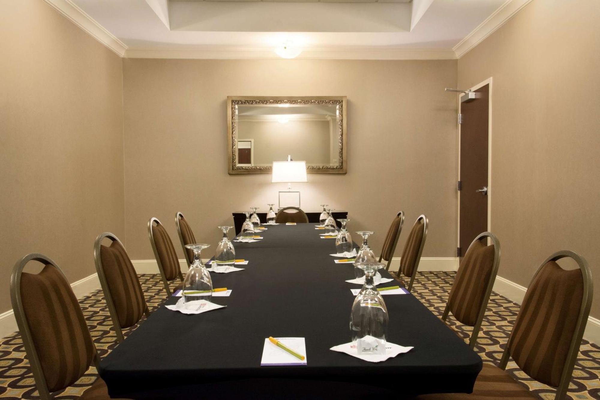 Hilton Garden Inn Cartersville Bagian luar foto
