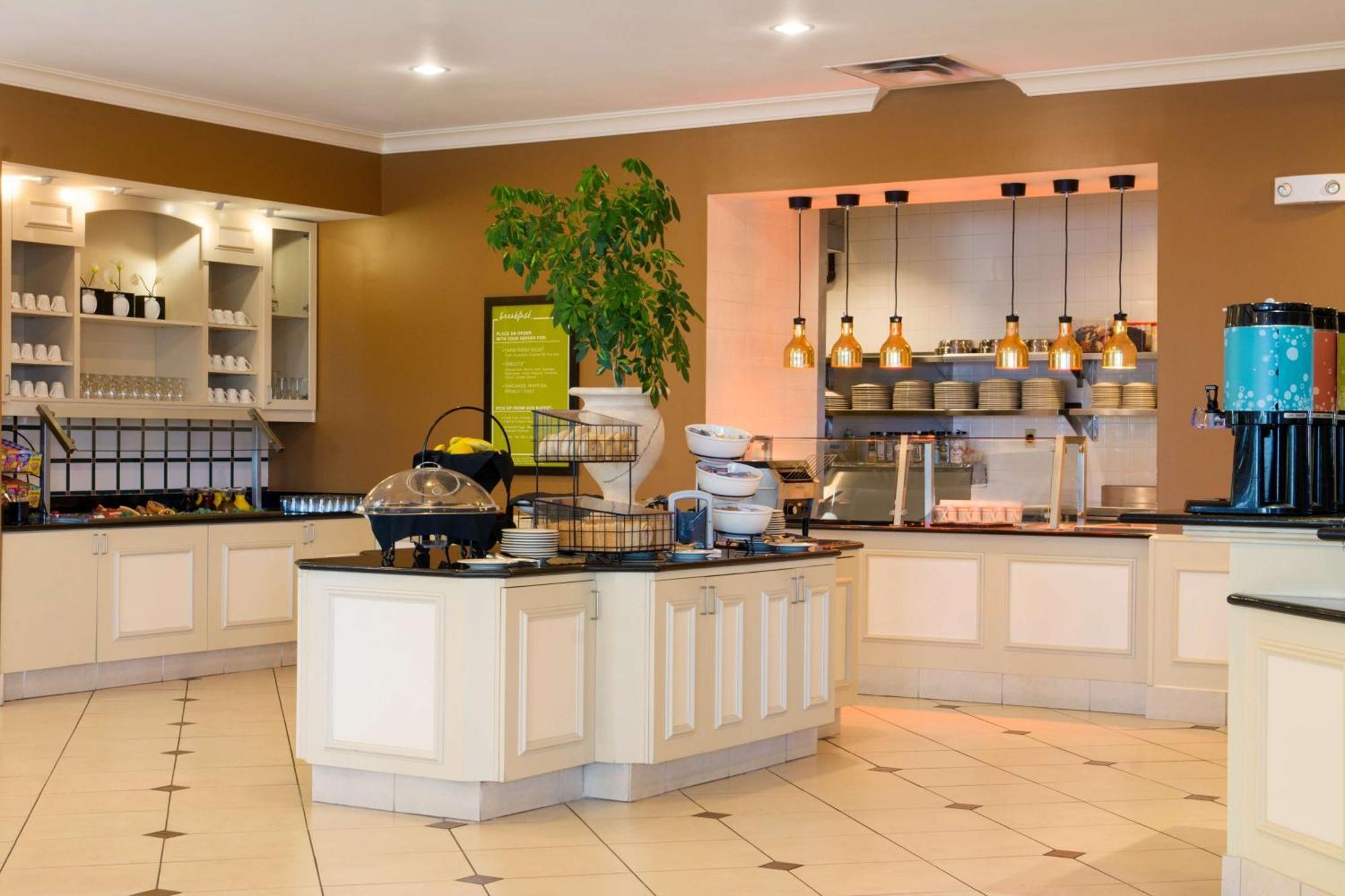 Hilton Garden Inn Cartersville Bagian luar foto